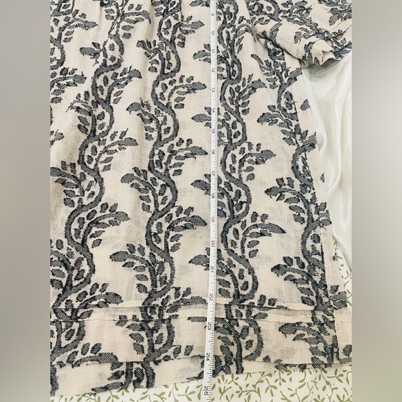 BCBG Maxazria Floral Print Cream and Black Women's Top - Picture 10 of 11